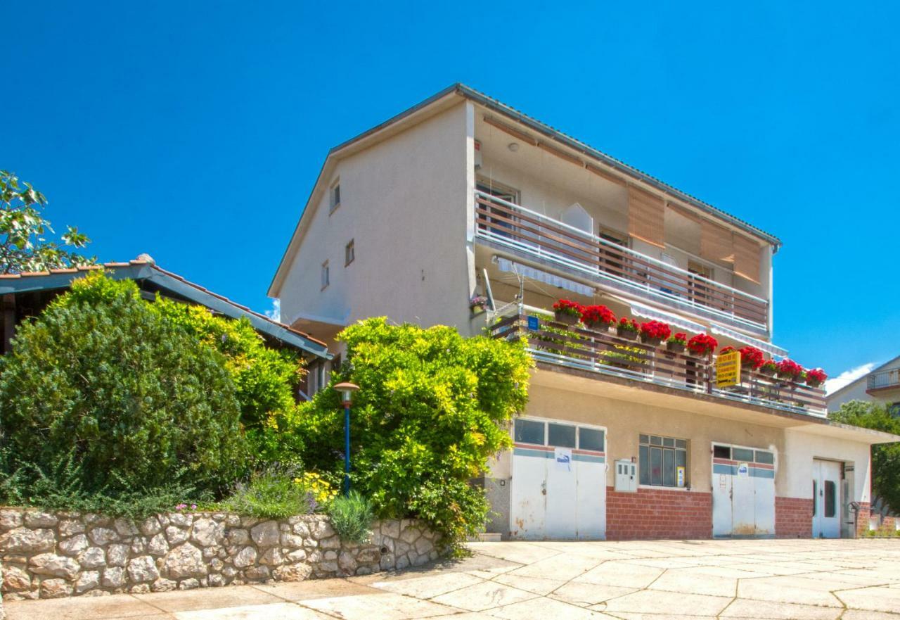 Guest House Djurdjica Dramalj Exterior photo